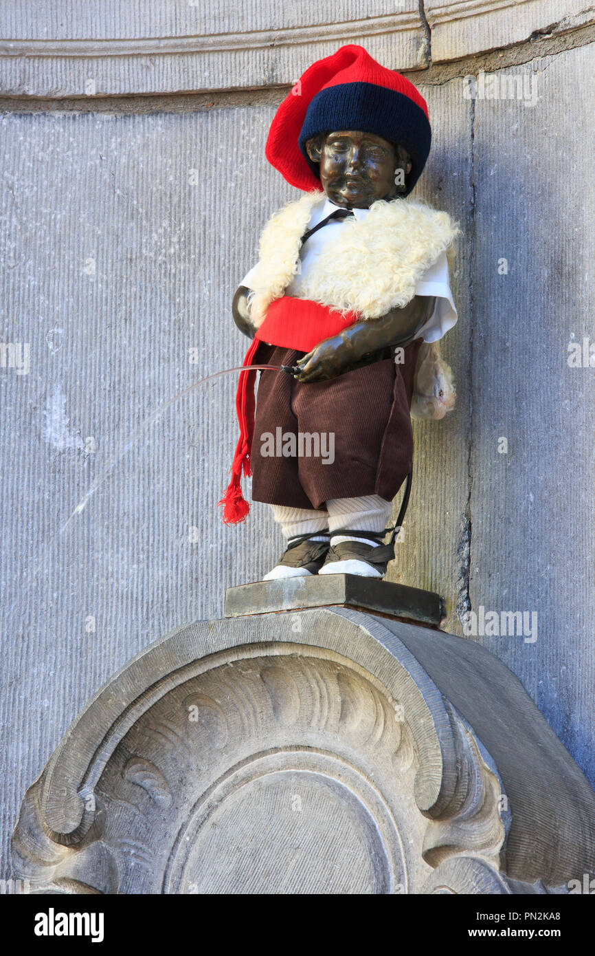 Statue of Manneken Pis dressed like a Catalan shepherd (Spanish region) in Brussels, Belgium Stock Photo