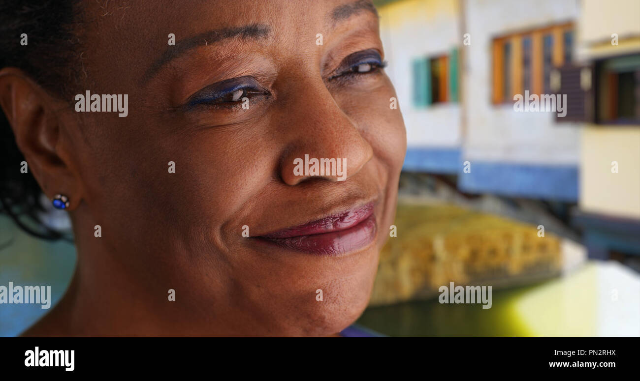 Close up of elderly black woman hi-res stock photography and images - Alamy