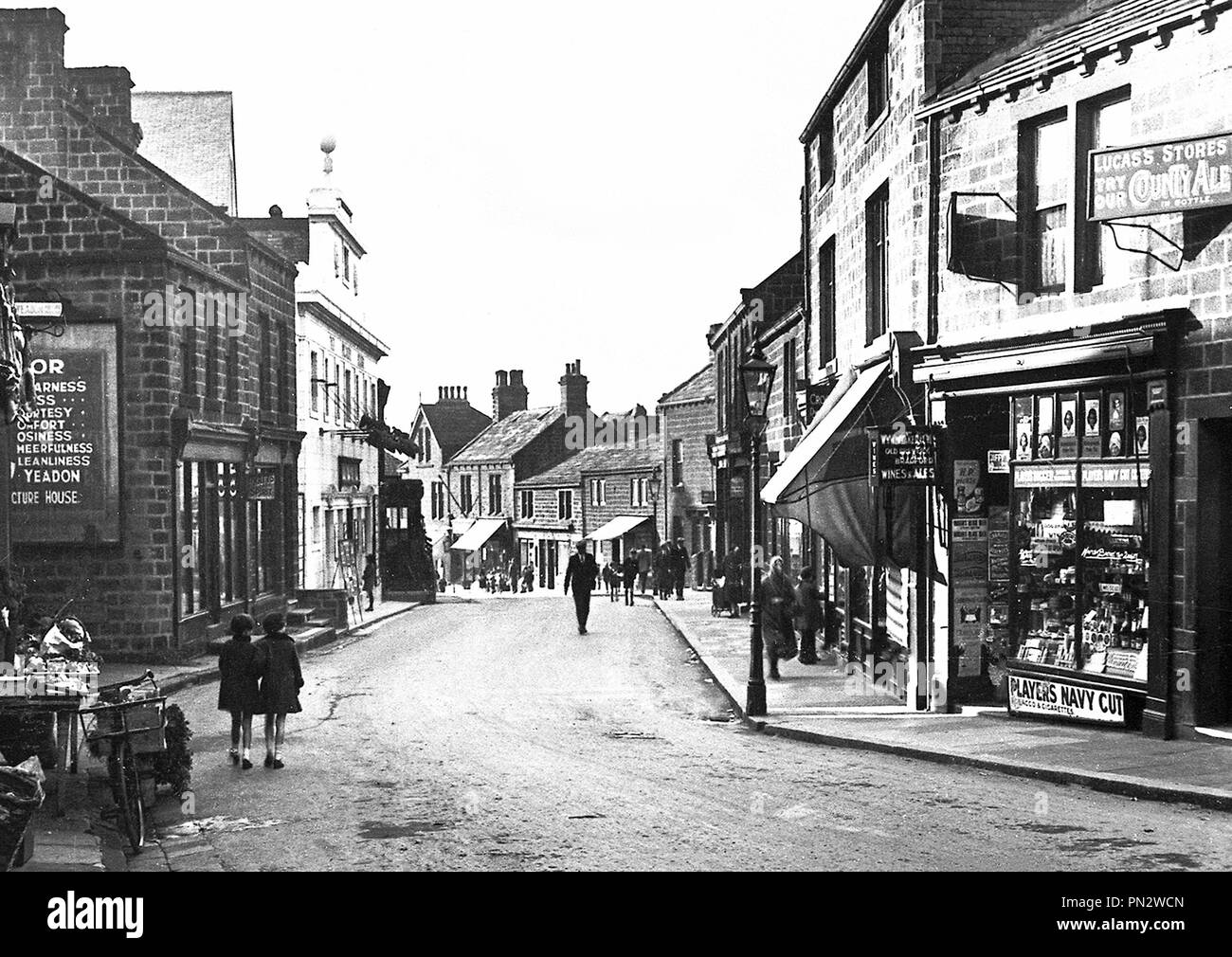 Yeadon High Street, early 1900s Stock Photo Alamy