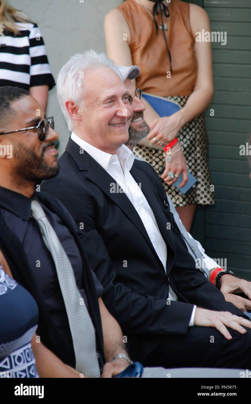 Roland emmerich brent spiner hi-res stock photography and images - Alamy