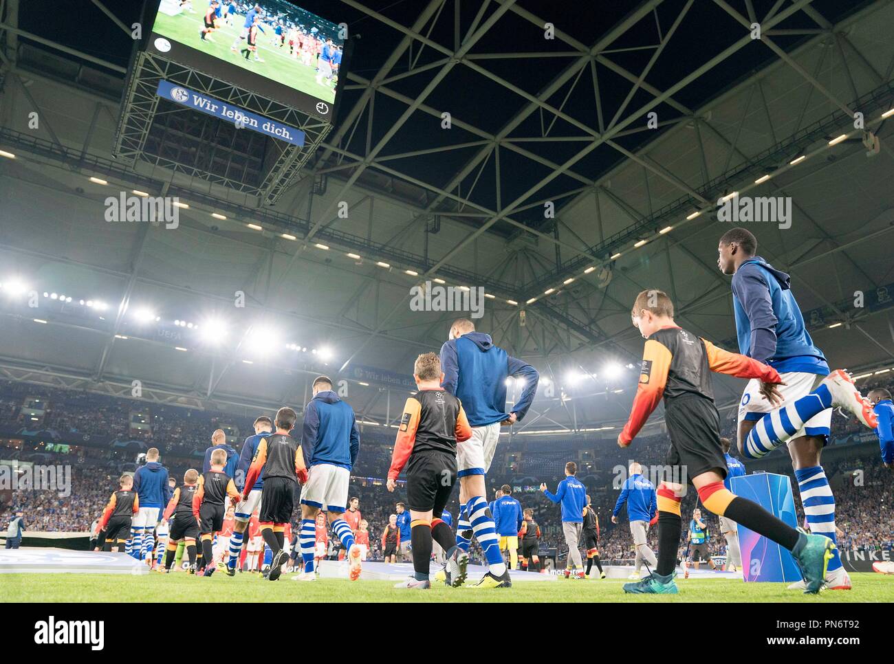 UEFA Champions League on X: 🏟️ Arena AufSchalke 😍 😮 Schalke