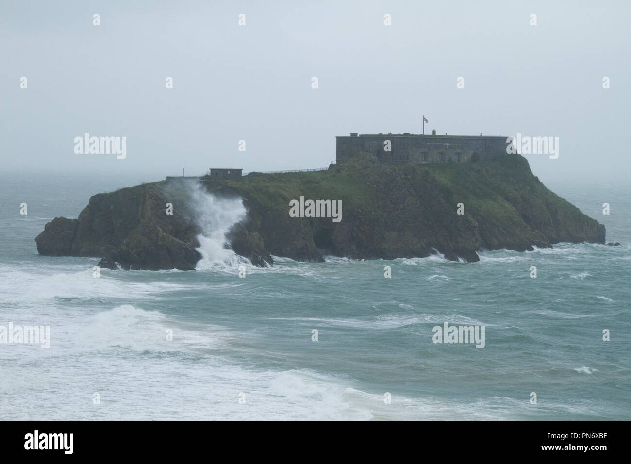 Tenby, Pembrokeshire, West Wales, UK. 20 September 2018. Large waves