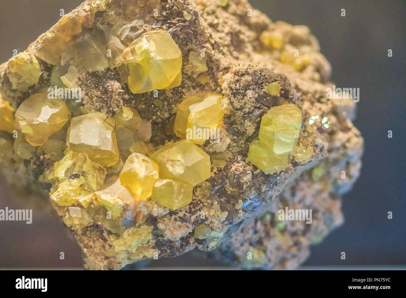 Sulfur Symbol High Resolution Stock Photography and Images Alamy