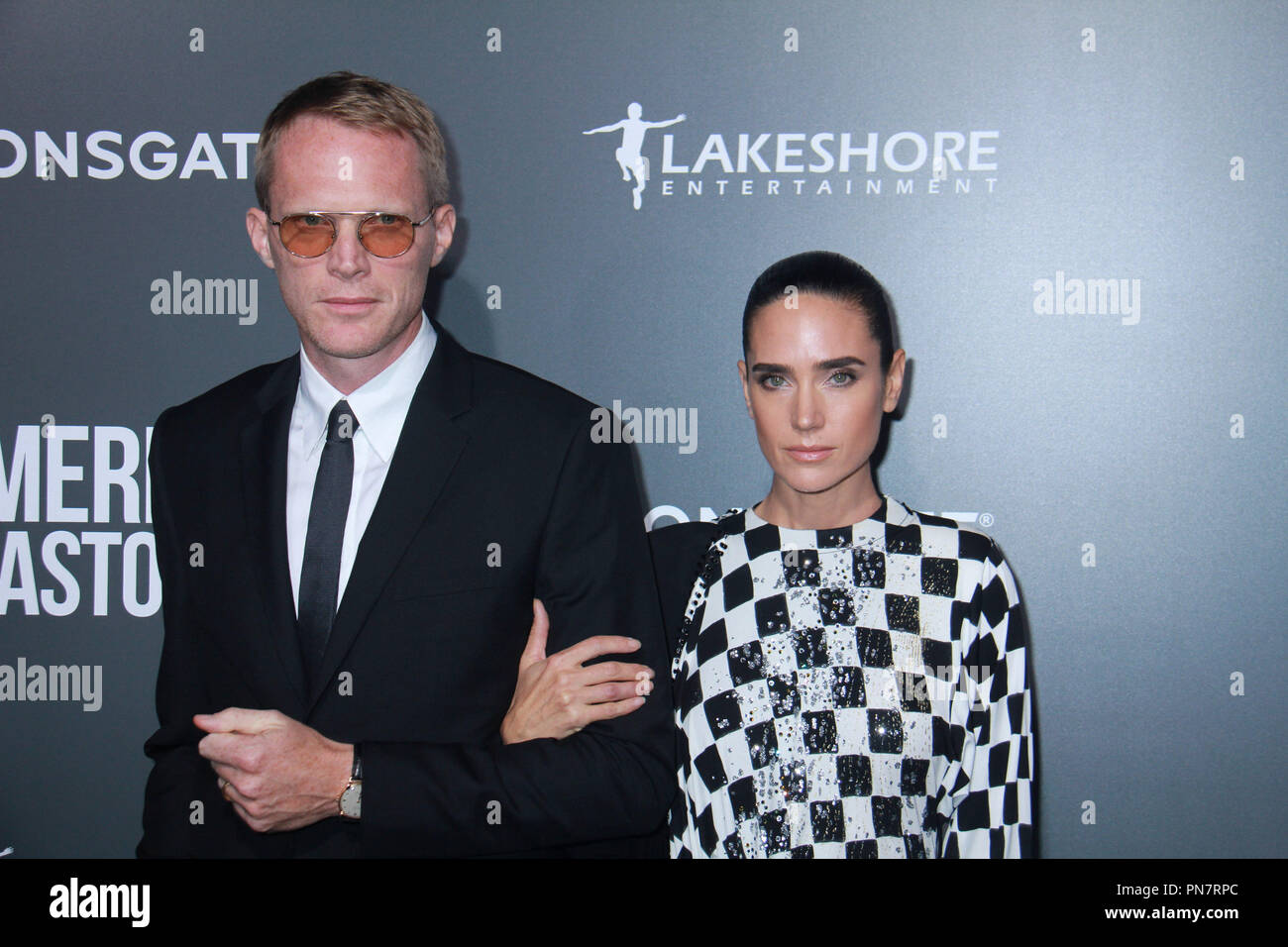 Jennifer Connelly and Paul Bettany pick up their children, Kai and Stellan,  from school New York City, USA - 12.05.09 Stock Photo - Alamy