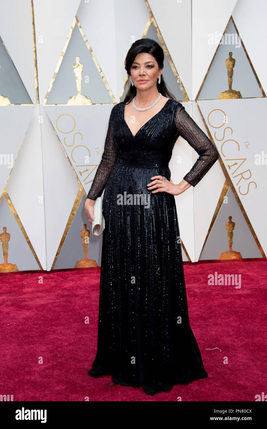 Shohreh Aghdashloo arrives at The 89th Oscars® at the Dolby® Theatre in(01)