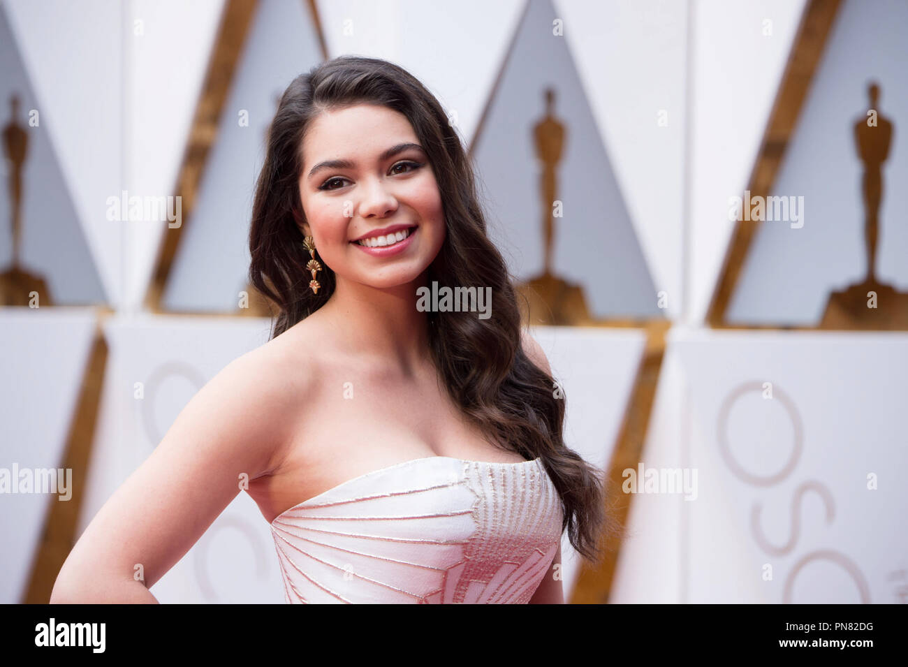 Auli i cravalho ethnicity