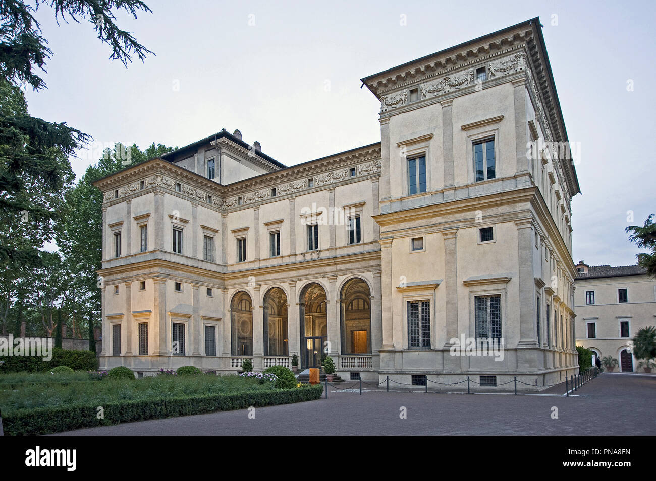 Villa Farnesina in via della Lungara, hosts the Accademia Nazionale dei Lincei and its important library , Rome, Italy    Photo © Fabio Mazzarella/Sin Stock Photo