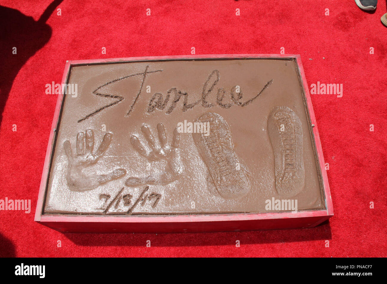 Page 2 Stan Lee High Resolution Stock Photography And Images Alamy