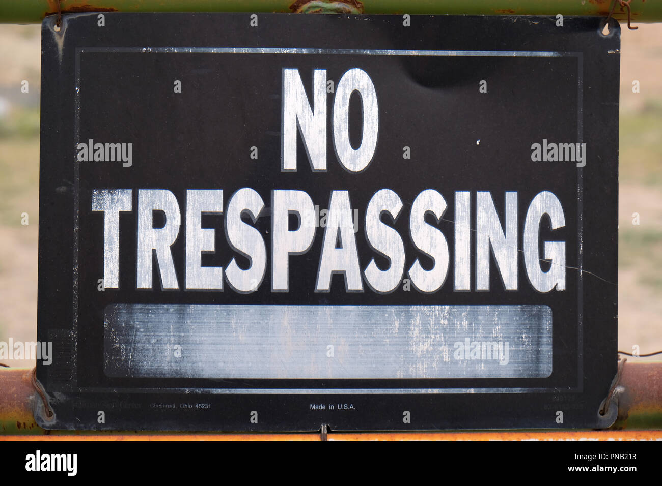 Metal Private Property No Trespassing Safety Warning Sign 4 Drilled Ho - Foto 6