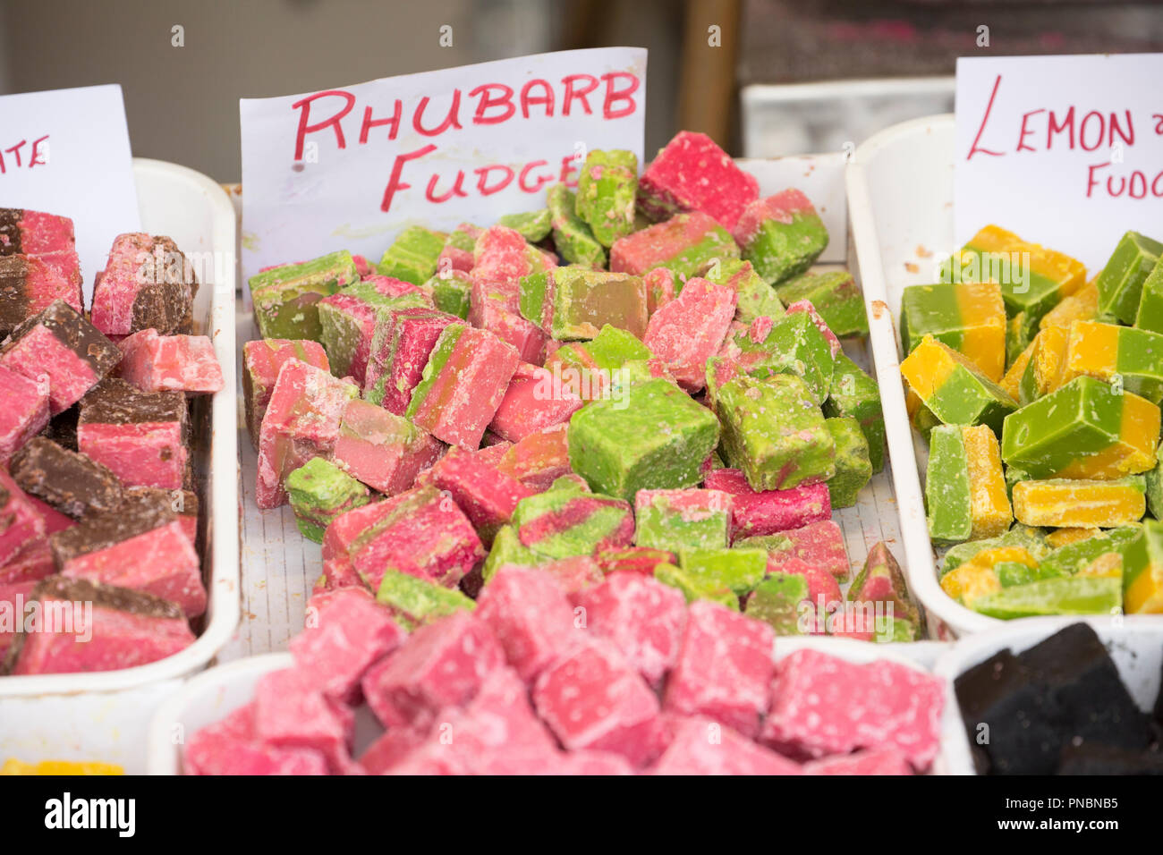 Fudge display hires stock photography and images Alamy