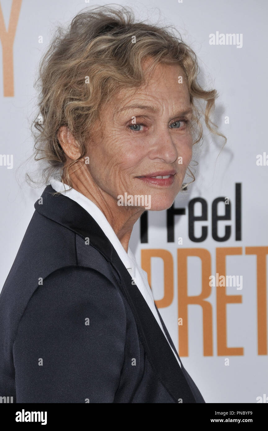 Lauren Hutton at the 'I Feel Pretty' Los Angeles Premiere held at the Westwood Village Theater in Westwood, CA on Tuesday, April 17, 2018.  Photo by PRPP / PictureLux  File Reference # 33578 050PRPP01  For Editorial Use Only -  All Rights Reserved Stock Photo