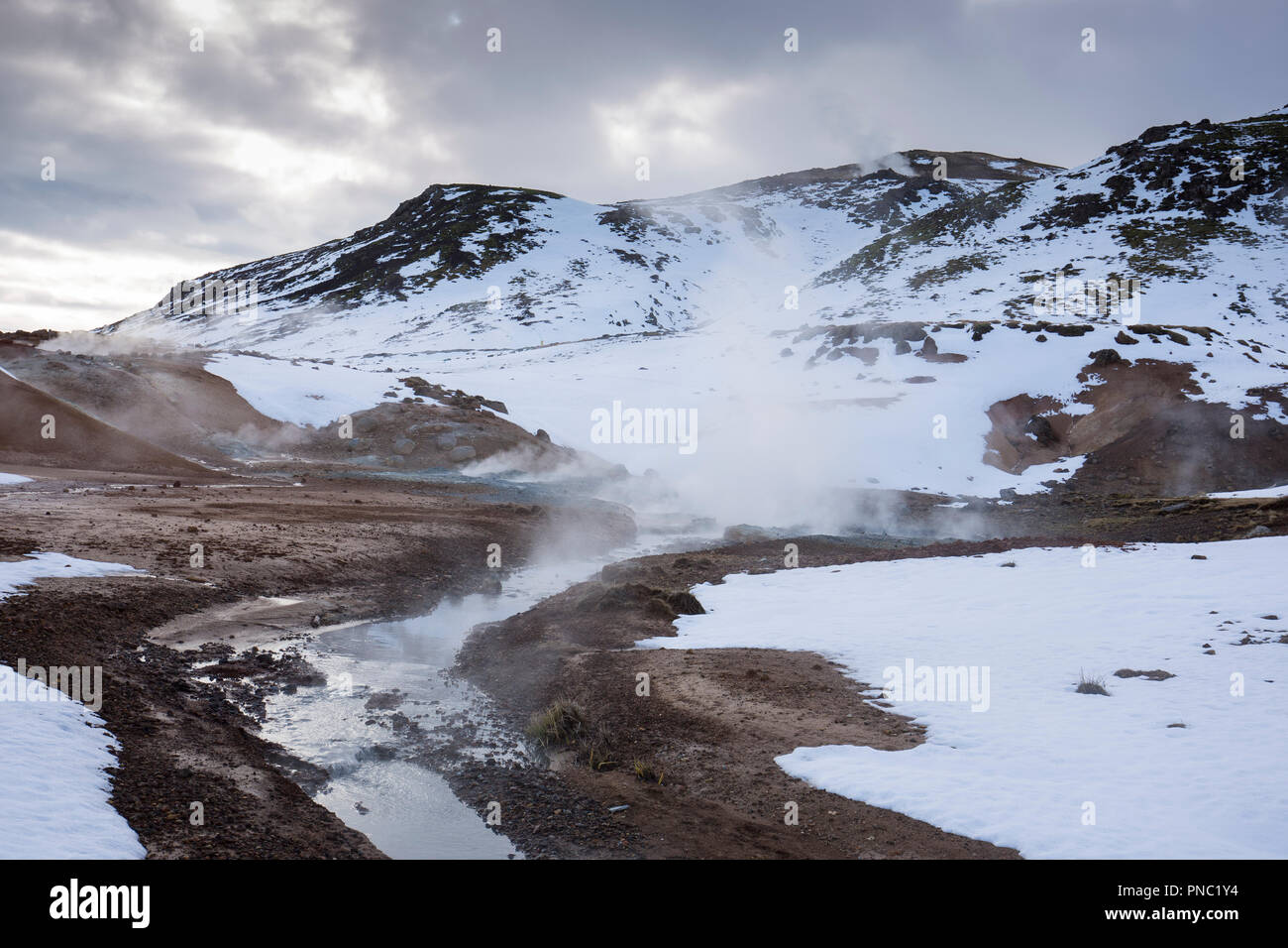 Hot springs, fumaroles and clay mudpots at Seltun Geothermal area at Krysuvik - Seltunshverir - Krysuv’kurhverir with minerals sediments on Reykjanes  Stock Photo