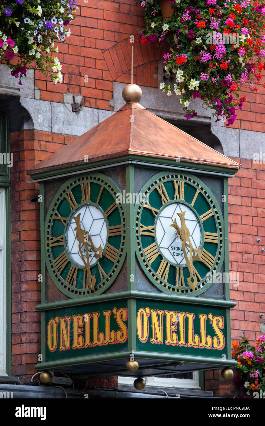 Dublin, Republic of Ireland - August 13th 2018: A view of the clock on the exterior of the M.J.O’Neills public house on Suffolk Street in Dublin, on 1 Stock Photo