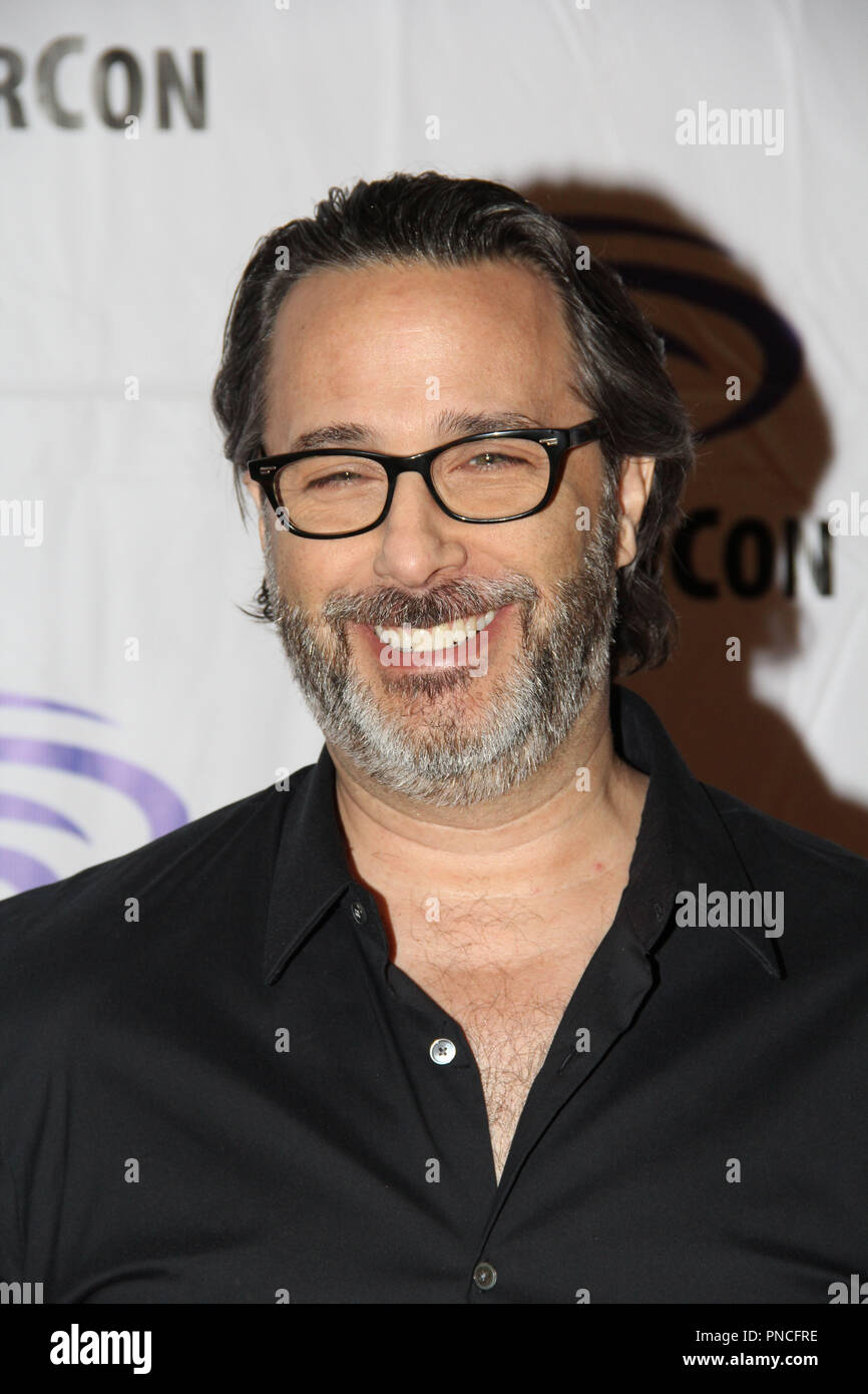 The 100: Season 1 : Jason Rothenberg, Elizabeth  