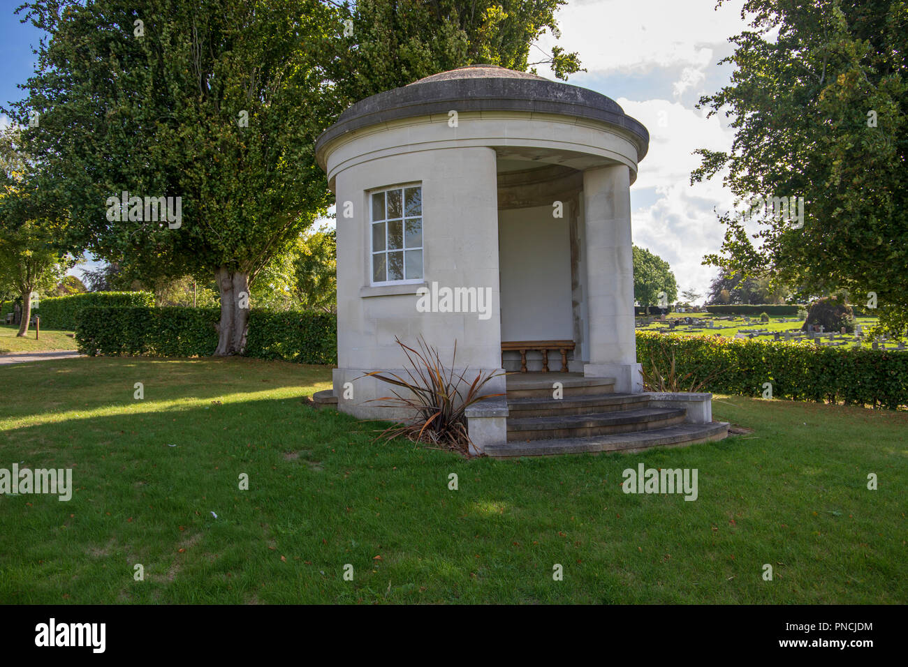 Commonwealth War Graves Commission, Tempietto At The CWGC Graveyard ...