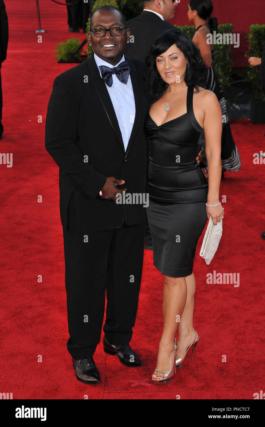 Randy Jackson and wife Erika at the 61st Annual Primetime Emmy Awards - Arrivals held at the Nokia Theater in Los Angeles, CA on Sunday, September 20, 2009. Photo by: PRPP / PictureLux  File Reference # RandyJackson WifeErika 92009 2PRPP  For Editorial Use Only -  All Rights Reserved Stock Photo