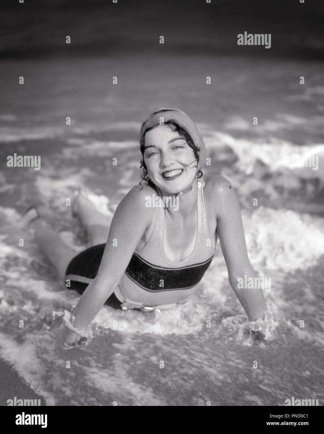 Marte Ventilación silbar Bathing suit 1920s hi-res stock photography and images - Alamy