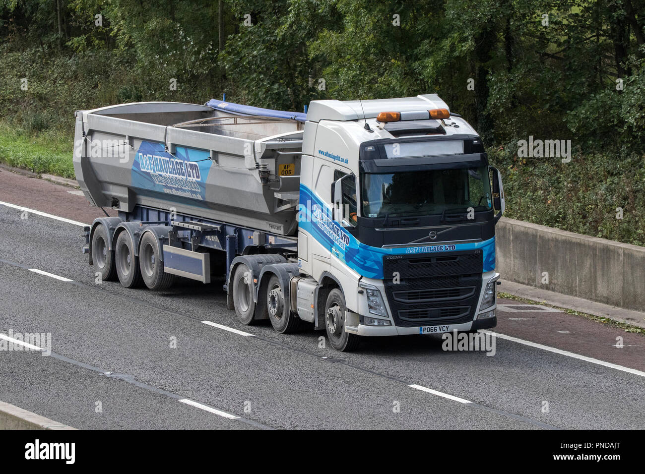 Volvo HGV Heavy goods lorries, construction trucks & trucking, haulage