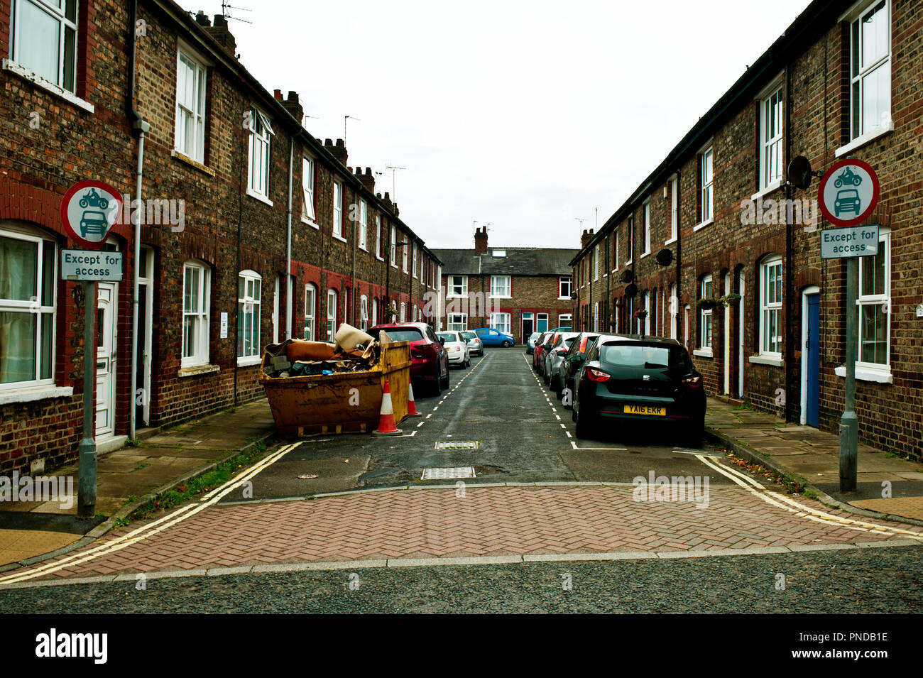 Terrace houses near Terry Street, York, England Stock Photo Alamy