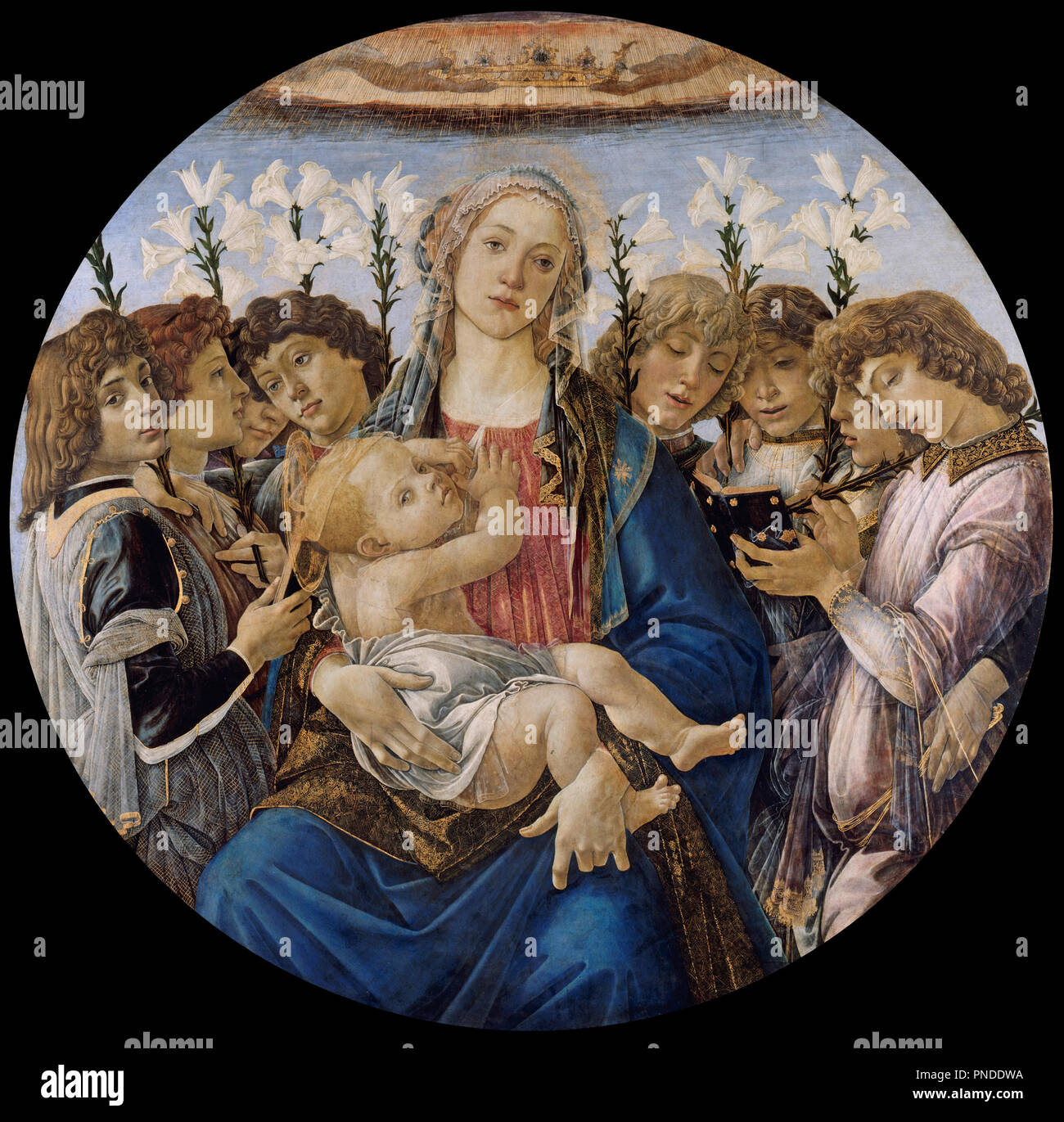 Madonna col bambino e cantando angeli / Mary with the Child and singing Angels. Date/Period: Ca. 1477. Painting. Oil on poplar wood. Diameter: 135 cm (53.1 in). Author: BOTTICELLI, SANDRO. Stock Photo
