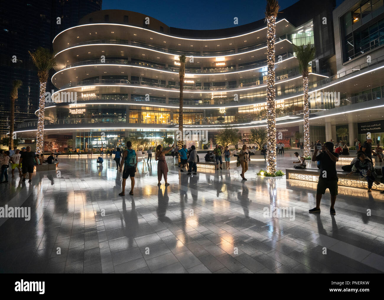 Exterior of new extension to the Dubai Mall, the Fashion Avenue , housing restaurants and high-end shops and shopping with luxury brands, in Dubai, Un Stock Photo