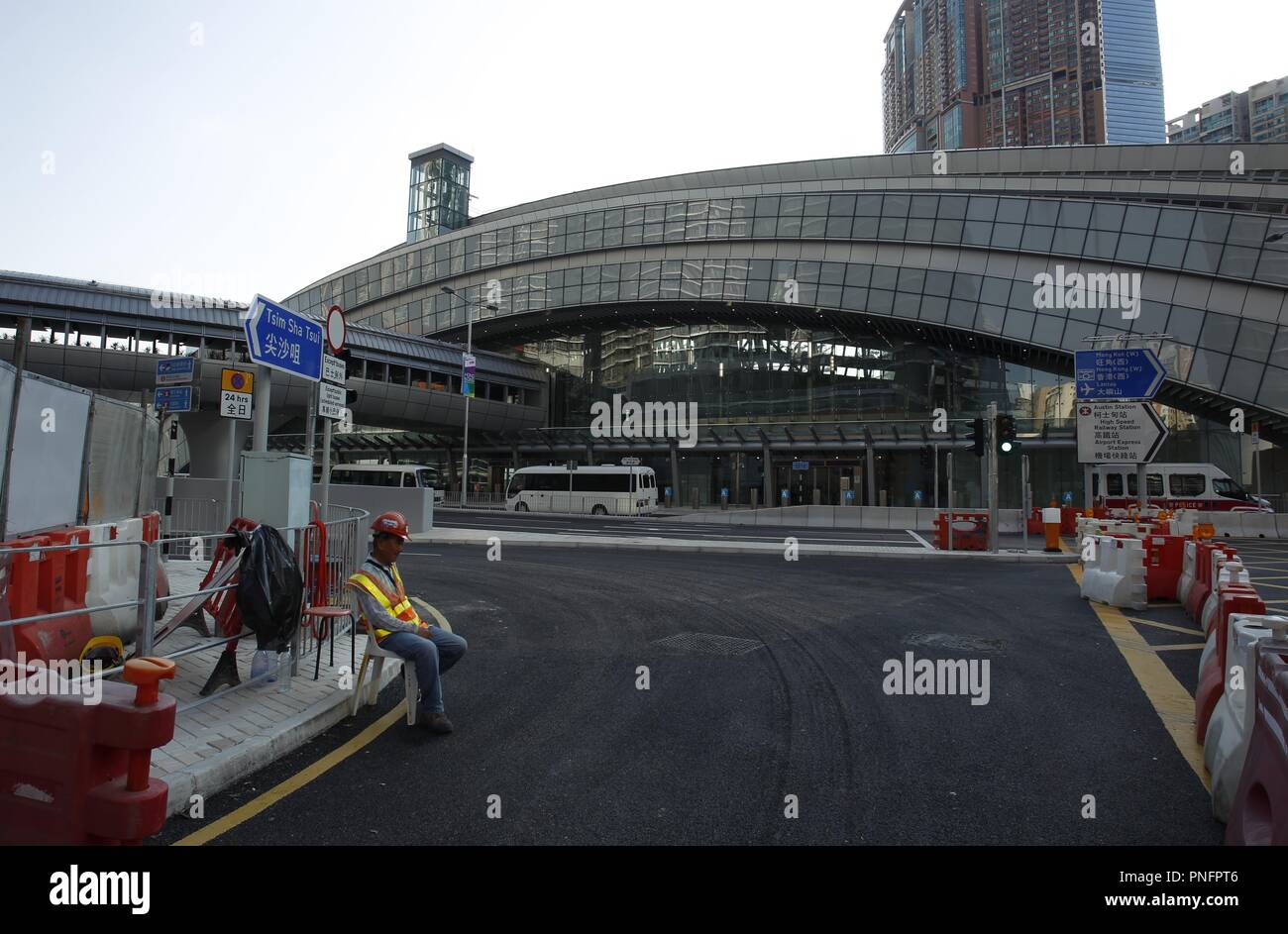 Hong Kong, CHINA. 21st Sep, 2018. Terminal of High Speed Rail at Austin Station awaits quietly for commencement of service of High Speed Rail ( Hong Kong Section ) on 23rd of September 2018 after huge over budget and implementation of Co-Location Arrangement ( or, Joint Immigration Controls ) that stirred up controversy between the government and pro-democratic camps. Sept-21, 2018 Hong Kong.ZUMA/Liau Chung-ren Credit: Liau Chung-ren/ZUMA Wire/Alamy Live News Stock Photo