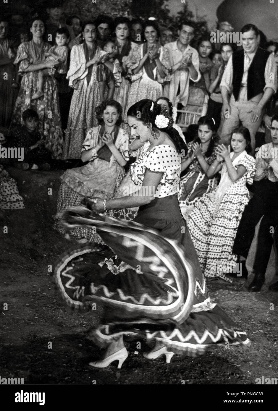 Original film title LA NIÑA DE LA VENTA. English title THE GIRL AT