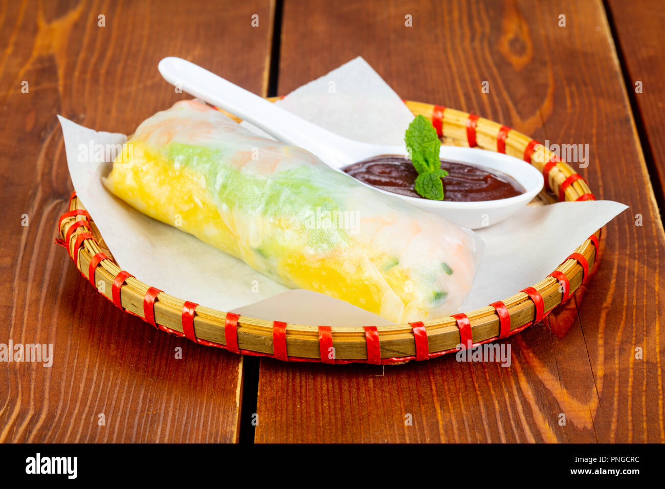 Cold Spring Roll Rice paper wrapped chicken hi-res stock photography and images - Alamy