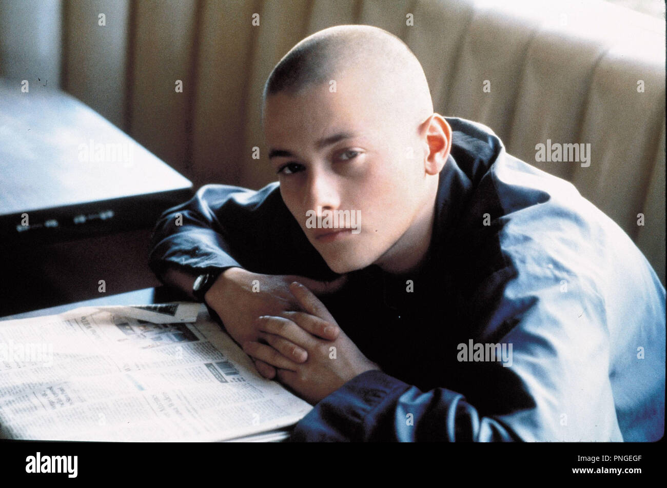 Original film title: AMERICAN HISTORY X. English title: AMERICAN HISTORY X.  Year: 1998. Director: TONY KAYE. Stars: EDWARD FURLONG. Credit: NEW LINE  CINEMA / SOREL, PETER / Album Stock Photo - Alamy, image size:1300x952