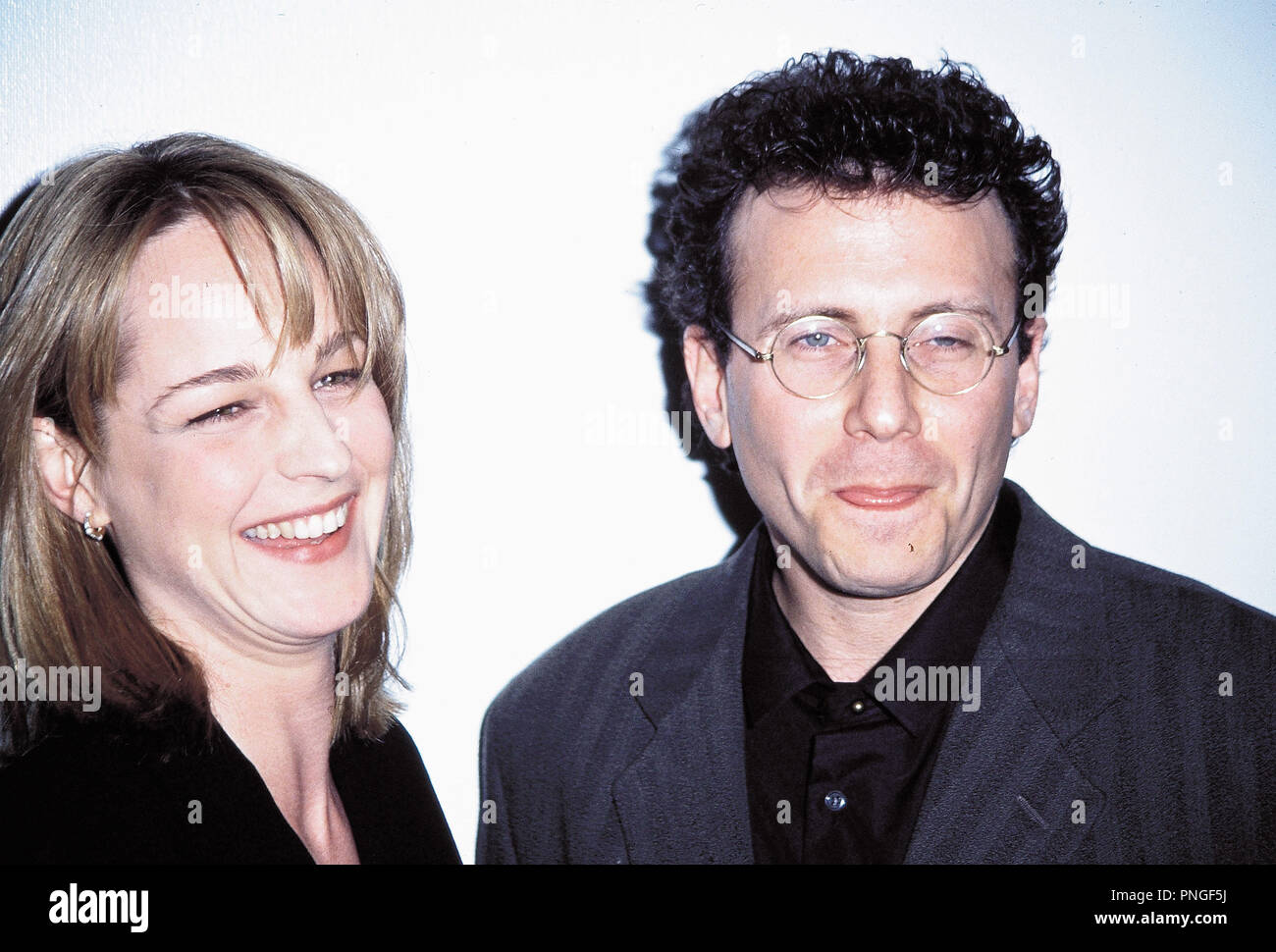 Original film title: MAD ABOUT YOU. English title: MAD ABOUT YOU. Year: 1992. Stars: PAUL REISER; HELEN HUNT. Credit: TRI STAR TELEVISION / Album Stock Photo