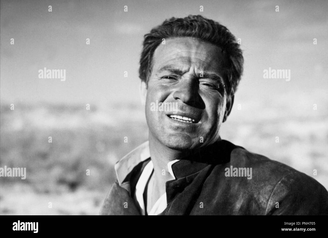 Original film title: PASION BAJO EL SOL. English title: PASION BAJO EL SOL. Year: 1958. Director: ANTONIO ISASI-ISASMENDI. Stars: CONRADO SAN MARTIN. Credit: ISASI PRODUCCIONES / Album Stock Photo