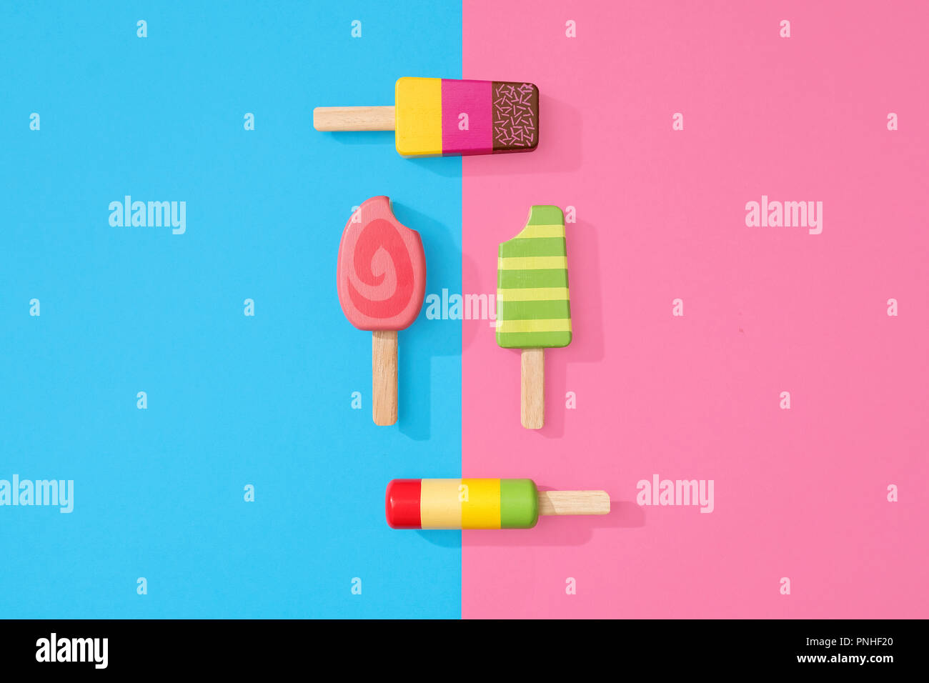 Coloured popsicle sticks hi-res stock photography and images - Alamy