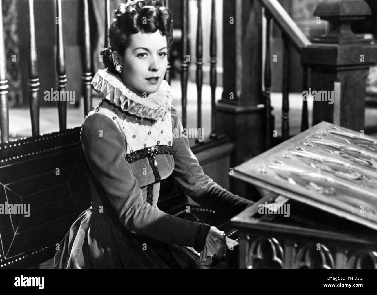 Original film title: EL CURIOSO IMPERTINENTE. English title: CURIOSO  IMPERTINENTE. Year: 1953. Director: FLAVIO CALZAVARA. Credit: VALENCIA  FILMS  Album Stock Photo - Alamy