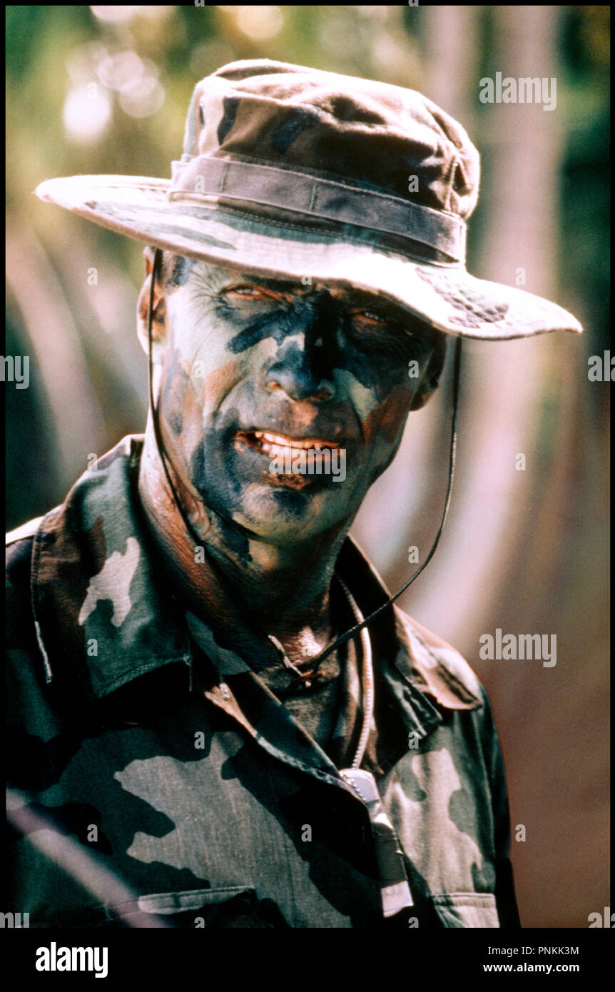 Prod DB © Malpaso Compagny / DR LE MAITRE DE GUERRE (HEARTBREAK RIDGE) de Clint Eastwood 1986 USA avec Clint Eastwood soldat, militaire, maquillage,