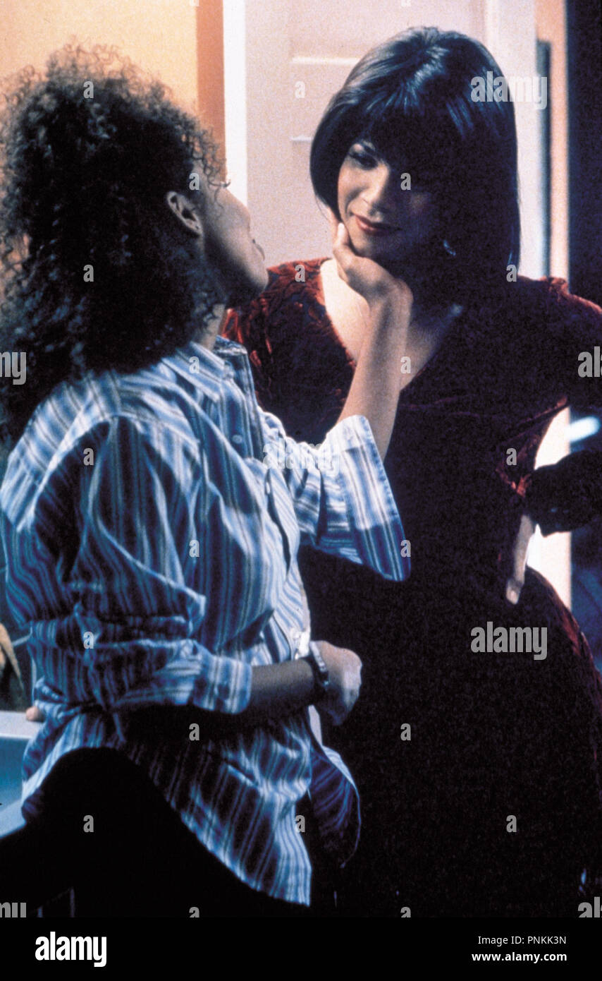 Original film title: ALLY MCBEAL. English title: ALLY MCBEAL. Year: 1997. Director: DAVID E. KELLEY. Stars: LISA NICOLE. Credit: 20TH CENTURY FOX/DAVID E. KELLY PRODUCTIONS / Album Stock Photo