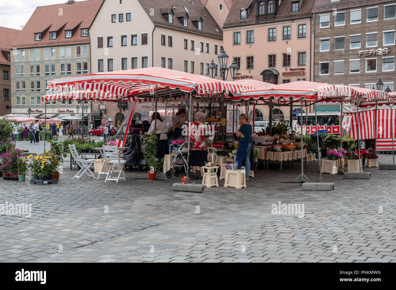 Vendors sell produce and gifts in Nuremberg Market Square Stock Photo