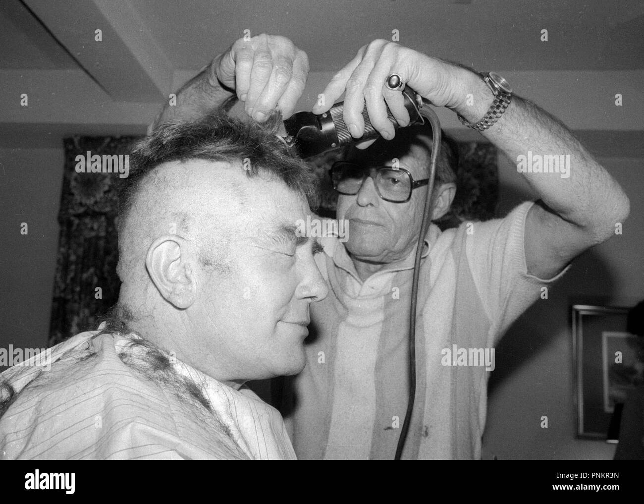 Albert FInney 1981 Photo by Adam Scull/PHOTOlink/MediaPunch Stock Photo