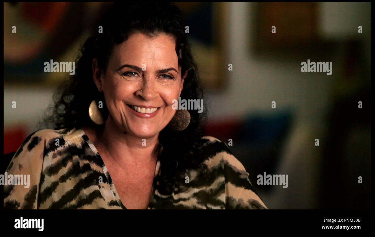 Cindy Breakspeare Stock Photos & Cindy Breakspeare Stock Images - Alamy