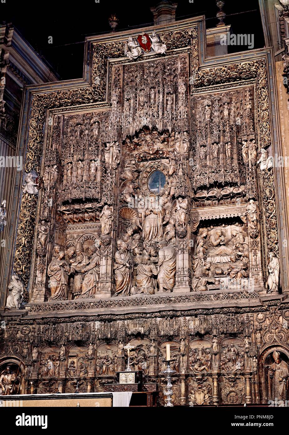 RETABLO MAYOR CON ELEMENTOS GOTICOS Y RENANCENTISTAS - 1509 - ALABASTRO. Author: FORMENT DAMIAN. Location: BASILICA DEL PILAR. SARAGOSSA. Saragossa Zaragoza. SPAIN. Stock Photo