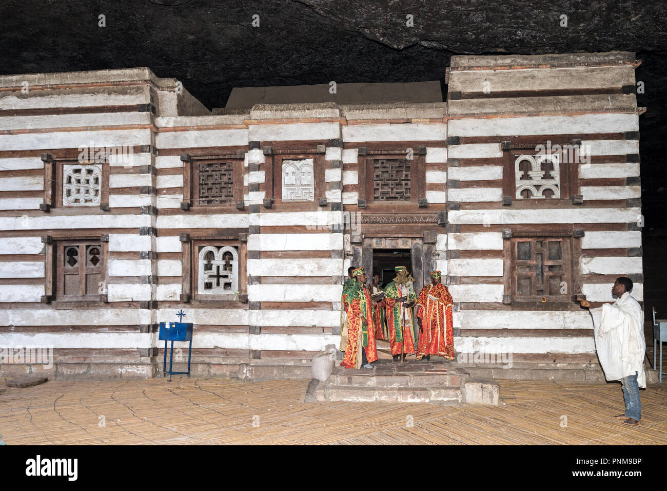 Priests and deacons: Yemrehanna Kristos Monastery, Lalibela, Ethiopia Stock Photo