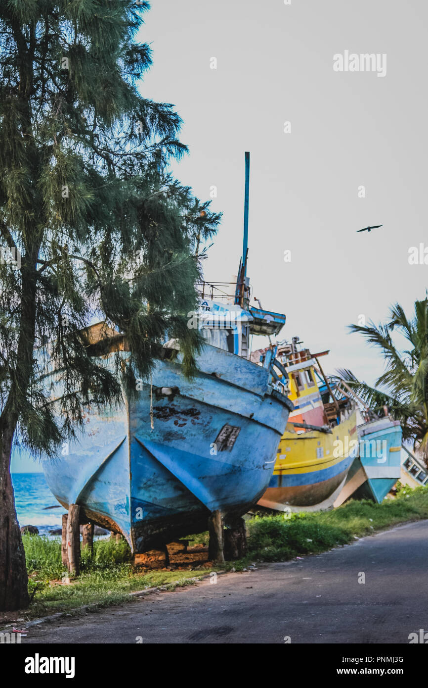 Elegant boats hires stock photography and images Alamy