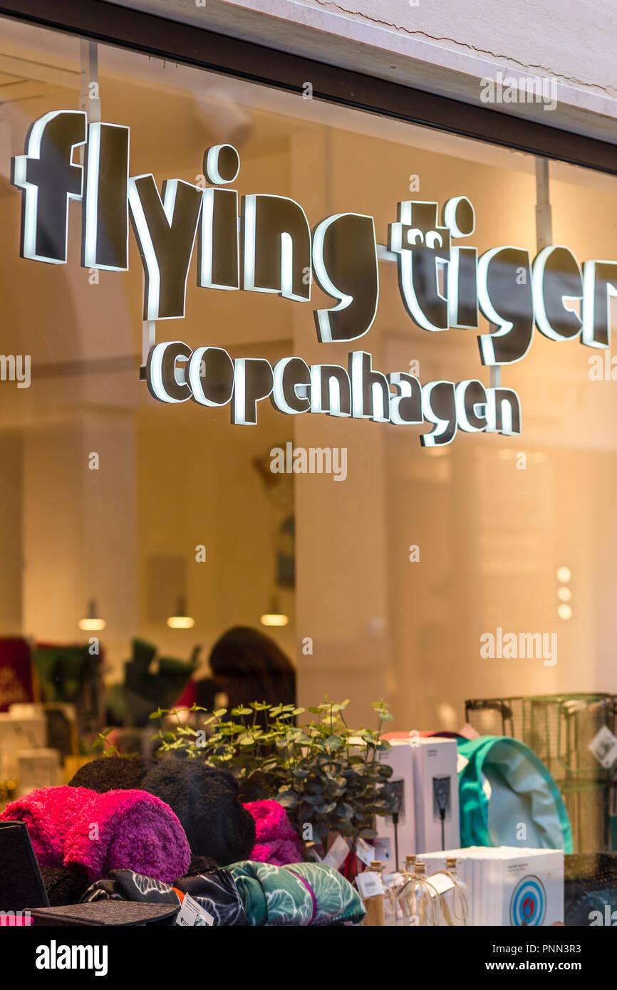 Flying tiger copenhagen hires stock photography and images Alamy