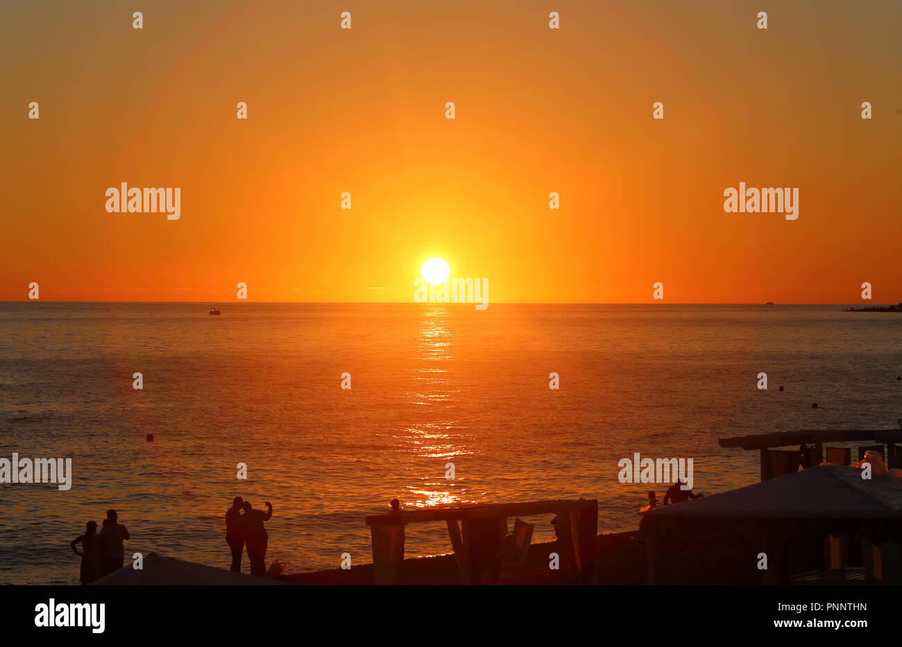 Photo background landscape sunset at the sea Stock Photo - Alamy