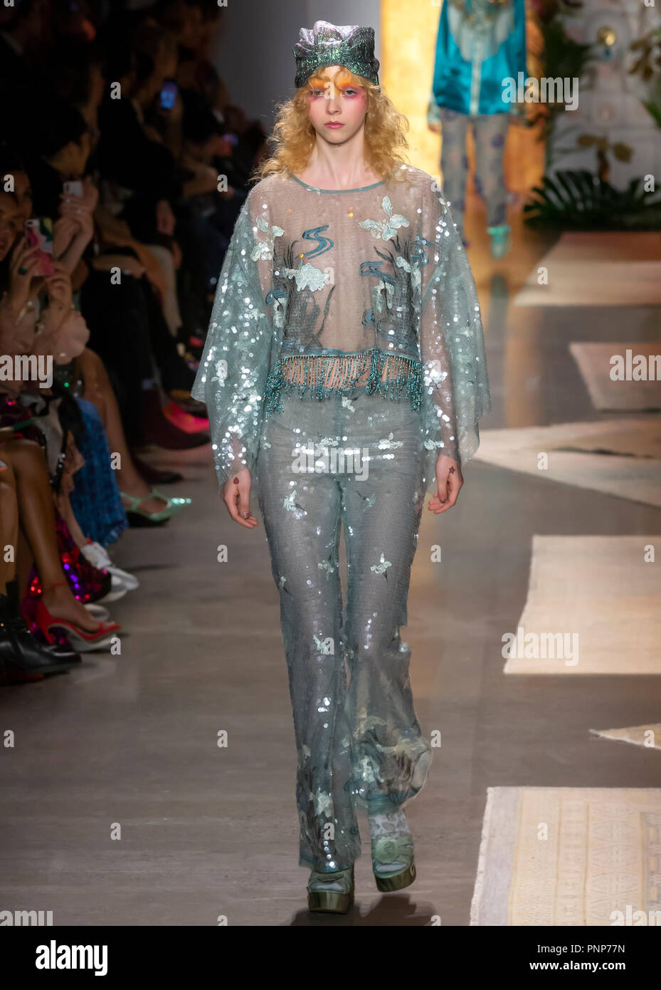 Anna Sui SpringSummer 2019 Collection – New York Fashion Week Anna Sui SpringSummer 2019 Collection – New York Fashion Week new pictures Anna Sui SpringSummer 2019 Collection – New York Fashion Week Anna Sui SpringSummer 2019 Collection – New York Fashion Week new images