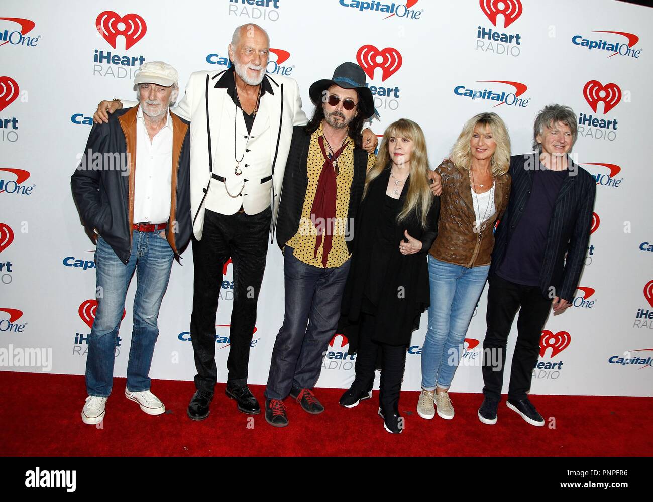 2018 fleetwood mac tour dates los angeles