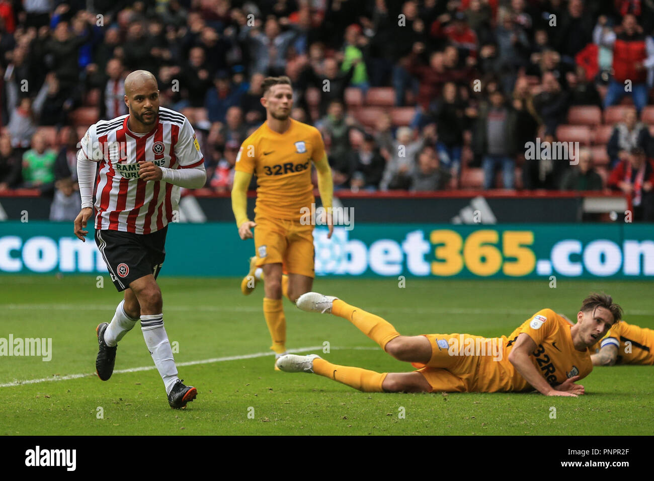 22nd September 2018, Bramall Lane, Sheffield, England; Sky Bet Championship Sheffield United v Preston North End ; David McGoldrick (17) of Sheffield United scores to make it  3-2    Credit: Mark Cosgrove/News Images    EDITORIAL USE ONLY No use with unauthorised audio, video, data, fixture lists, club/league logos or 'live' services. Online in-match use limited to 45 images, no video emulation. No use in betting, games or single club/league/player publications and all English Football League images are subject to DataCo Licence Stock Photo