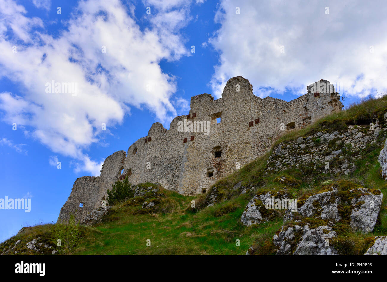 Rocca Calascio (Italy) - The ruins and landscape of an old medieval village with castle and church, over 1400 meters level on the Apennine mountains Stock Photo