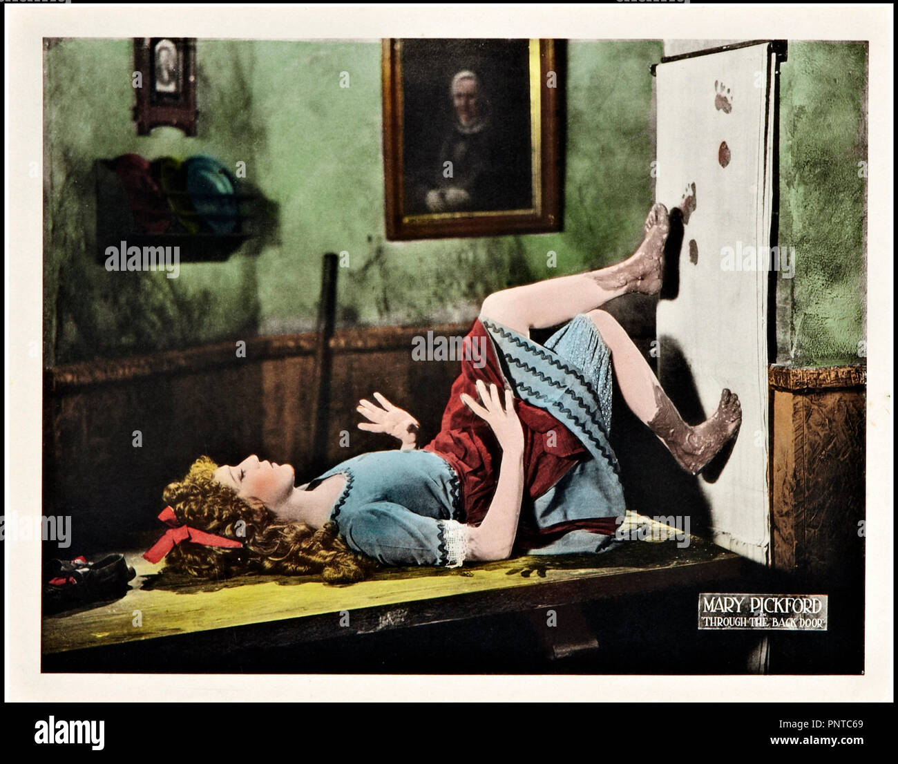 Prod Db C Mary Pickford Company Dr Par L Entree De Service