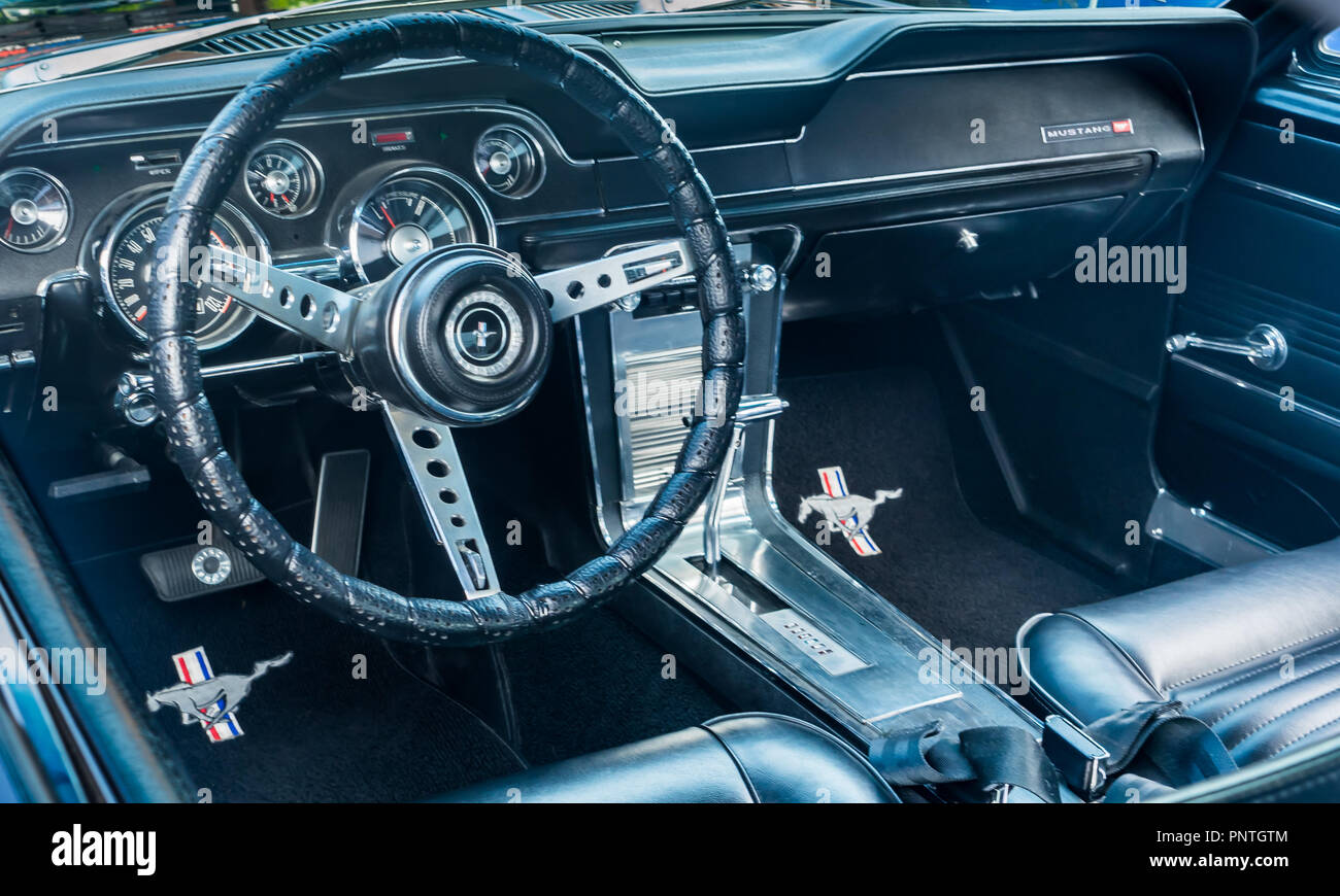 BIRMINGHAM, MI/USA - AUGUST 18, 2018: Close-up of a 1967 Ford Mustang GTA  interior, at the Woodward Dream Cruise Stock Photo - Alamy