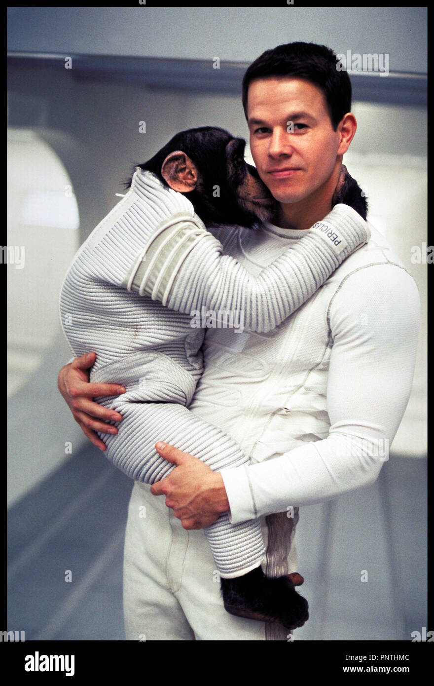 La Planète Des Singes Mark Wahlberg Mark Wahlberg Planet Apes 2001 Stock Photos & Mark Wahlberg Planet Apes